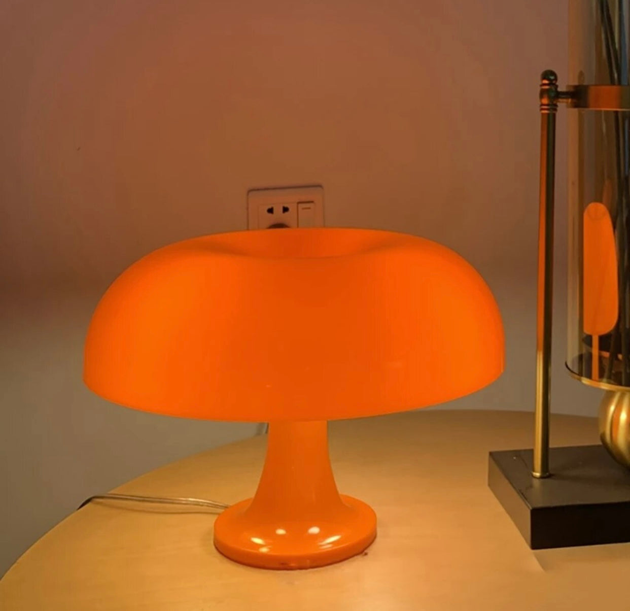 Retro Mushroom Lamp